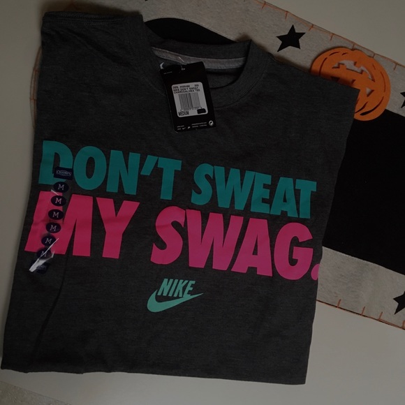 Imperial exhaustivo apoyo Nike | Shirts | Dont Sweat My Swag Nike South Beach Lebron Colors | Poshmark